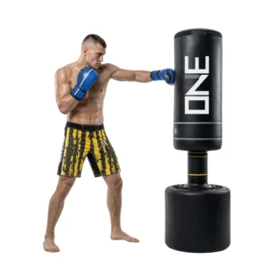 STRIKECORE FREESTANDING HEAVY BAG